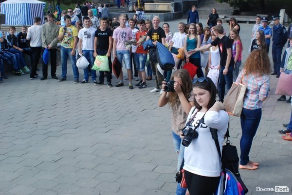 Як билися подушками в Луцьку. ФОТО