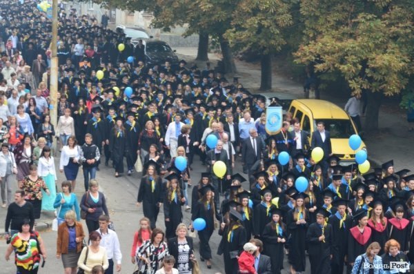 Першокурсників СНУ благословили на гарне навчання. ФОТО