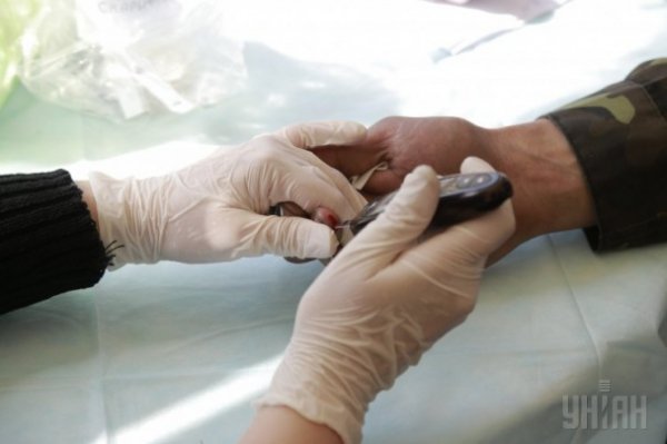 На Майдані здавали кров та робили аналізи. ФОТО