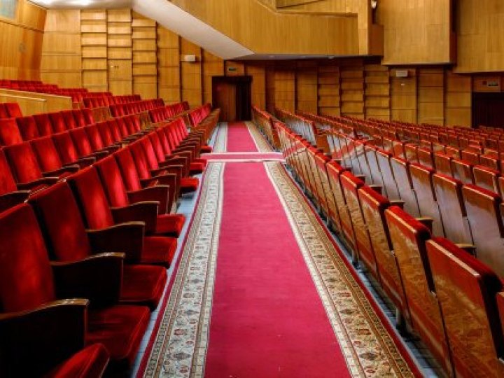 Закриття театрального сезону: чим дивуватимуть у Луцьку 27 червня – 4 липня