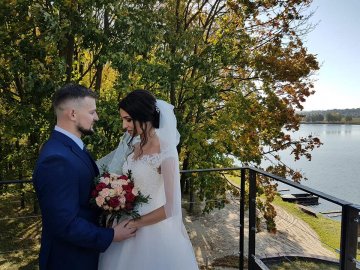 Один з найбажаніших холостяків Волині одружився. ФОТО