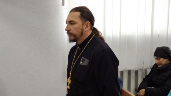 Як на Волині триває розгляд справи за позовом священника МП до батька загиблої бійчині. ФОТО. ВІДЕО