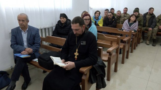 Як на Волині триває розгляд справи за позовом священника МП до батька загиблої бійчині. ФОТО. ВІДЕО