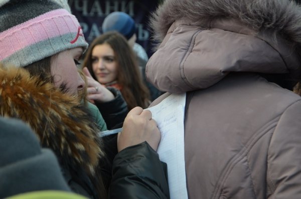 Студентський мітинг у Луцьку. ФОТО. ВІДЕО