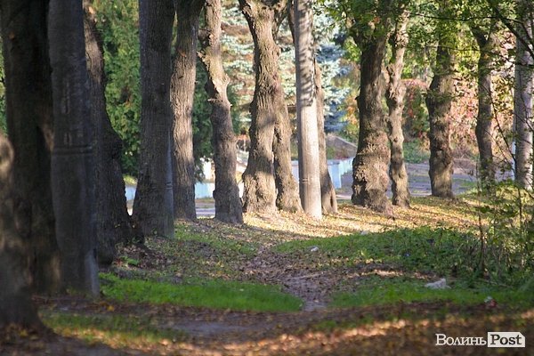 Початок осені у Луцьку. ФОТО