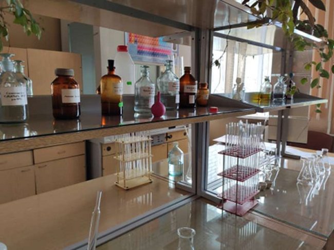 У Луцьку перевірили якість бутильованої води: які марки виявилися найкращими. ВІДЕО