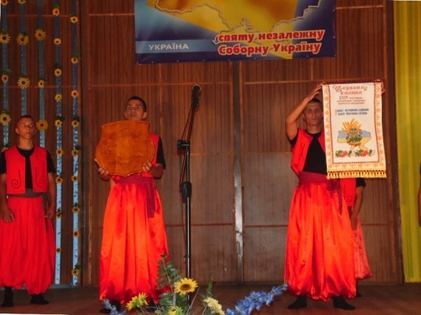 У Ковелі пройшов фестиваль художньої творчості засуджених «Червона калина». ФОТО