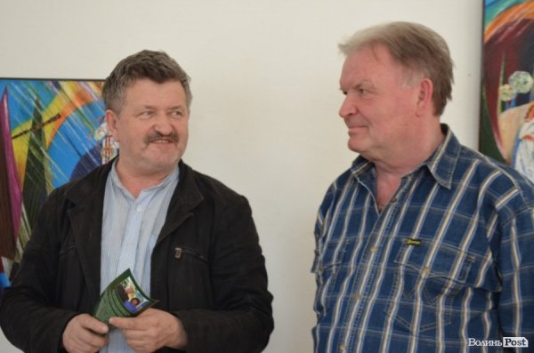 Коли полотна танцюють: у Луцьку відкрили виставку картин «в чотири руки». ФОТО