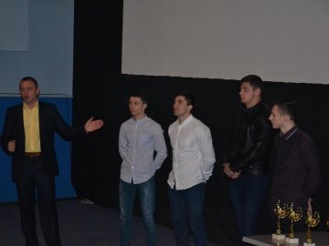 У Луцьку нагородили кращих бійців клубу «Pitbull»