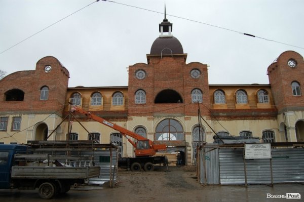 Луцький вокзал відремонтують до жовтня