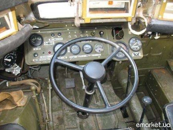 В Україні можна за 64 тисячі купити БТР