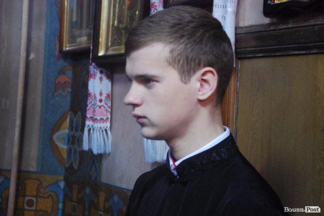 Фото випускного у Волинській духовній семінарії