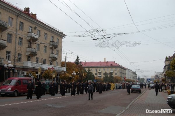 У Луцьку молилися за українську владу і вступ до ЄС. ФОТО 