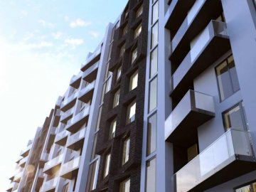 У Варшаві на українця з 18-го поверху впав чоловік