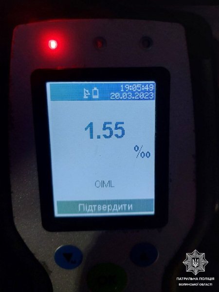 У Луцьку п'яний 67-річний водій скоїв аварію на перехресті. ФОТО