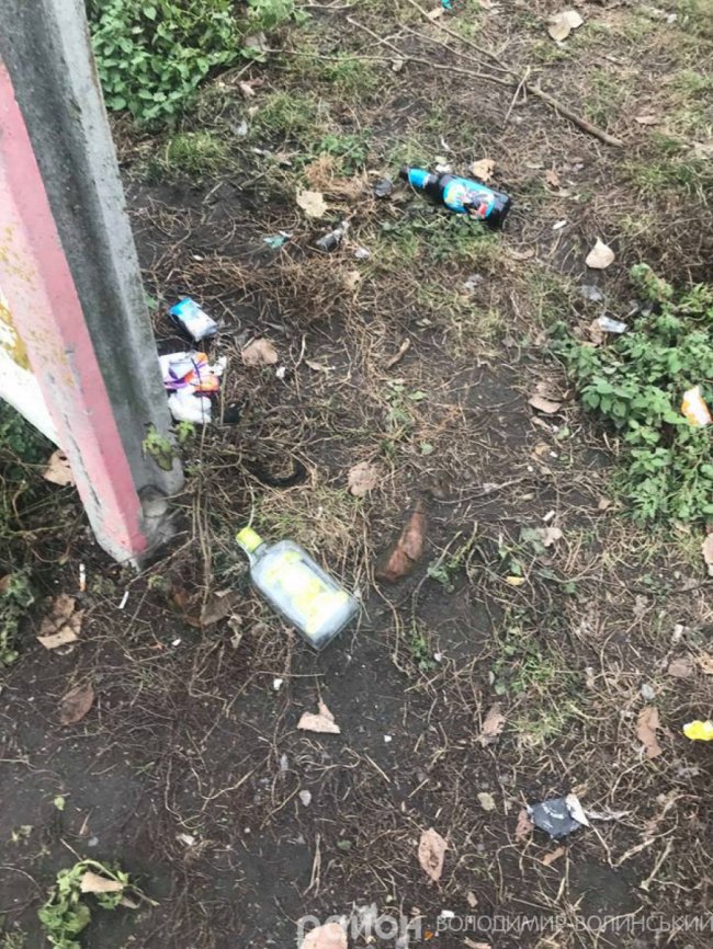 Гори сміття та безлад: як «євробляхери» загидили «Устилуг». ФОТО. ВІДЕО