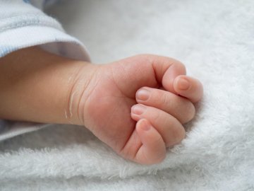 У Рівному 14-річна дівчина народила дитину. ОНОВЛЕНО