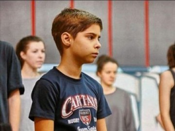 Луцька художниця продає картини заради порятунку онкохворого 14-річного хлопця