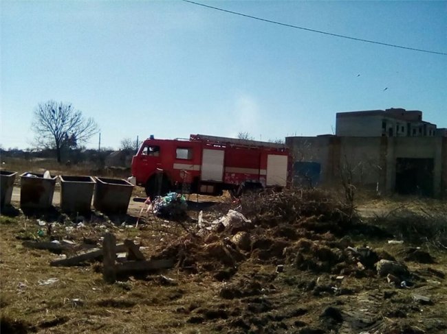 У Нововолинську невідомі влаштували пожежу біля трансформаторної будки. ФОТО