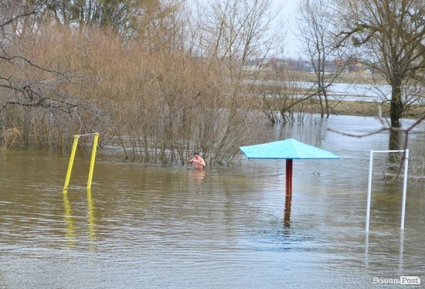 Повінь у Луцьку. ФОТО. ВІДЕО