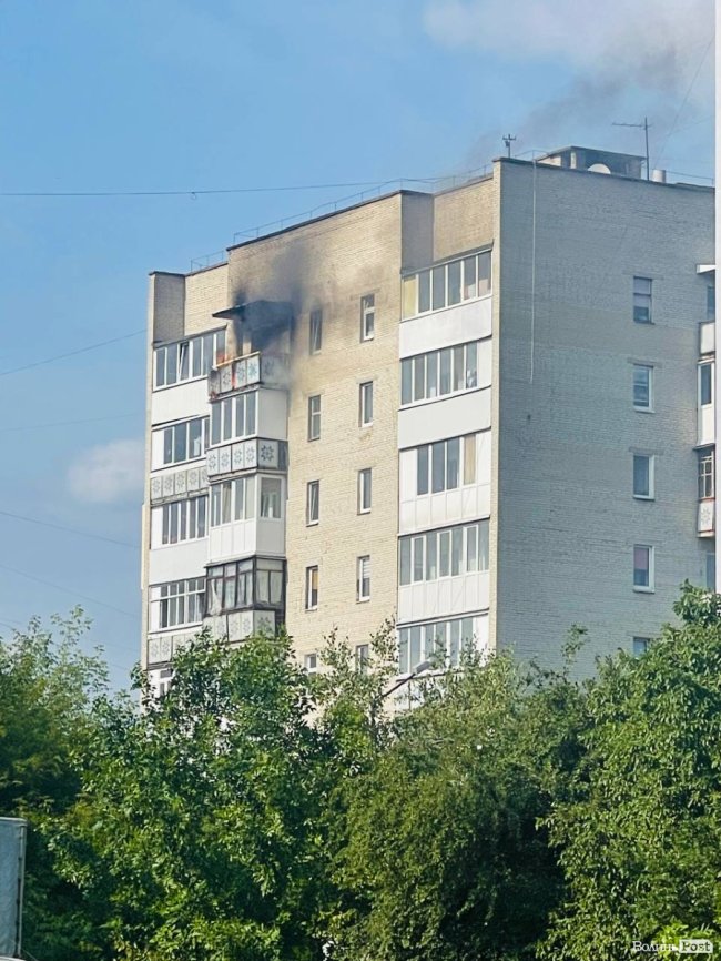 У Луцьку – пожежа: горить квартира. ФОТО