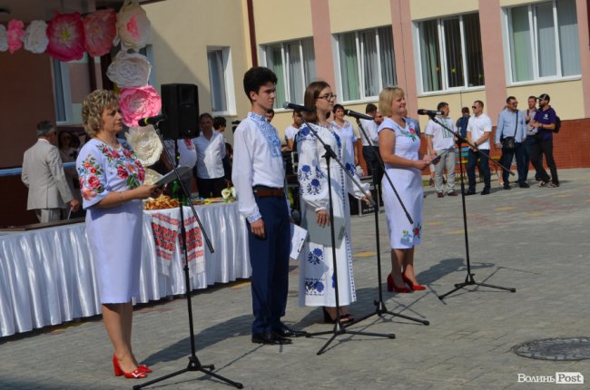 Під гаслом «Вперше»: луцька школа №27 відкрила свої двері. ФОТОРЕПОРТАЖ