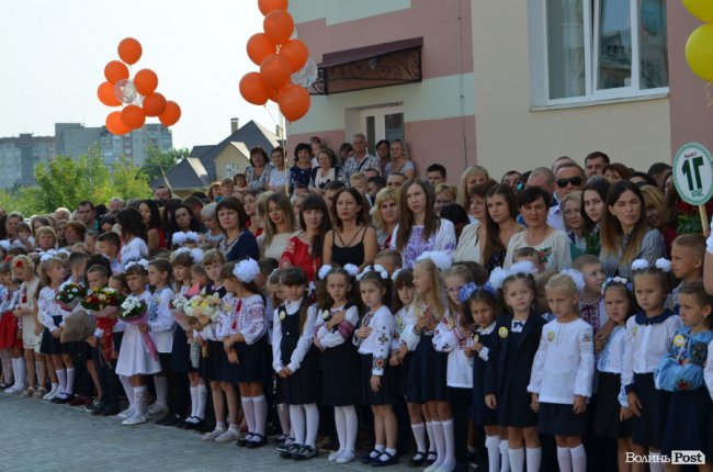 Під гаслом «Вперше»: луцька школа №27 відкрила свої двері. ФОТОРЕПОРТАЖ