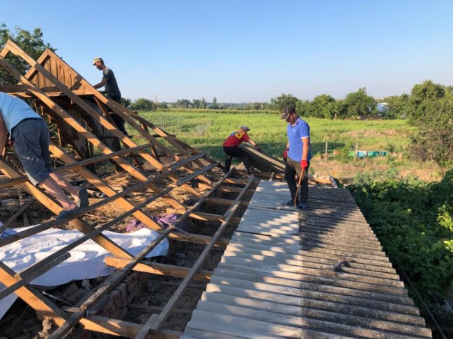 Волиняни відбудовують село на Херсонщині: показали результати за місяць роботи. ФОТО