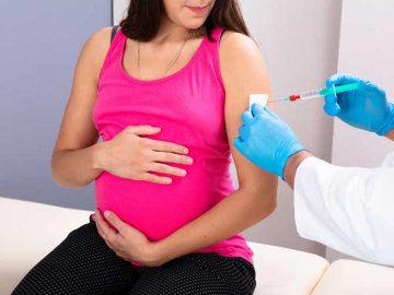 ВООЗ дала нові рекомендації щодо вакцинації вагітних жінок