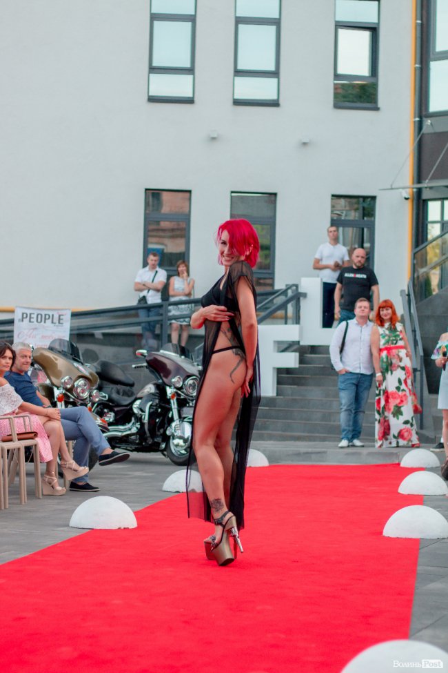 Гурт «СКАЙ», байкери та неймовірні колекції одягу: чим вражав другий день  «Lutsk Fashion Weekend»