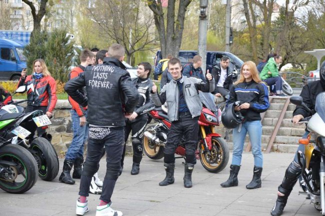 Байкерський зліт: у Луцьку відкрили мотосезон. ФОТО