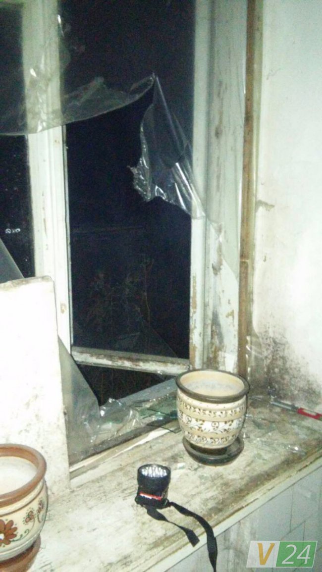 У Луцьку чоловік розпалив вогнище в квартирі, щоб погрітися. ФОТО