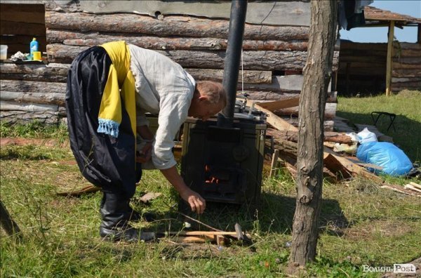 Політика, молитва і шашлик: під Берестечком вшановували річницю битви. ФОТО