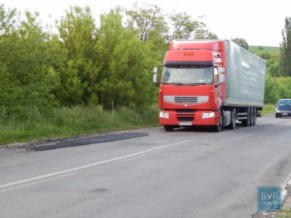 Дорога на Волині відремонтована неякісно. ФОТО. ВІДЕО
