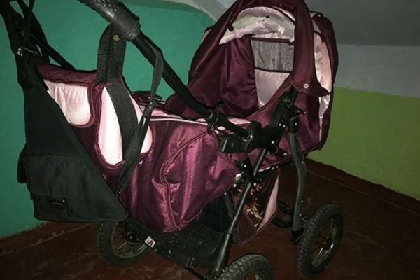 У київському садочку з коляски вкрали немовля