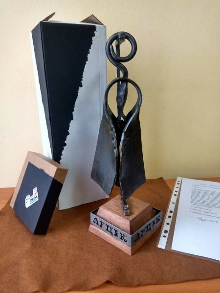 Забракували: у Луцьку на конкурсі не обрали кращий ексклюзивний сувенір. ФОТО