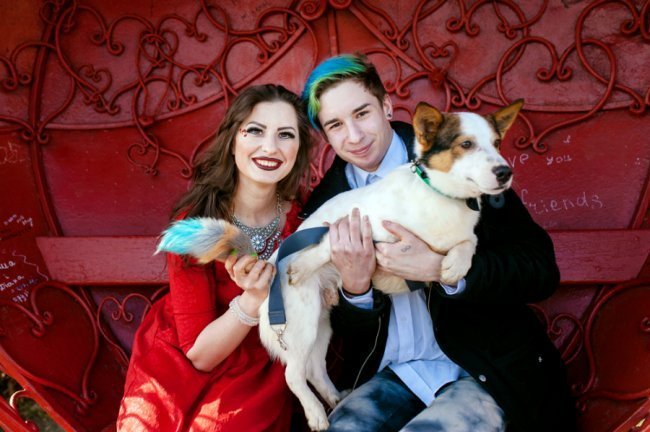 Любов Примакова - власниця салону краси, Едуард Приков - майстер креативного фарбування з собачкою Філіпом