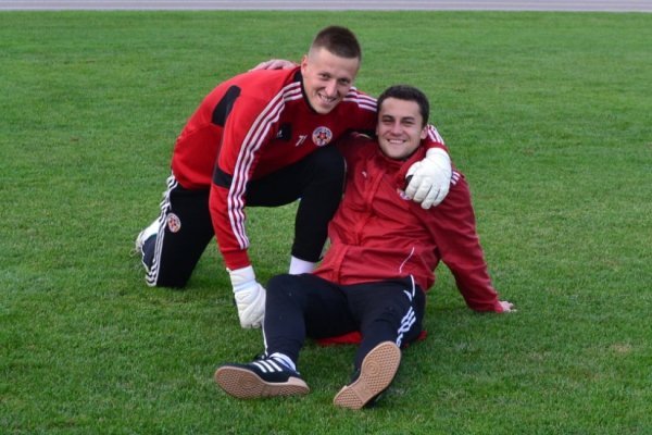 Як «Волинь» грала з сільською командою. ФОТО