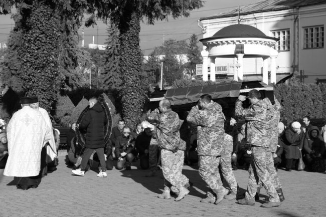 У Луцькій громаді попрощалися з Героєм Богданом Войтюком