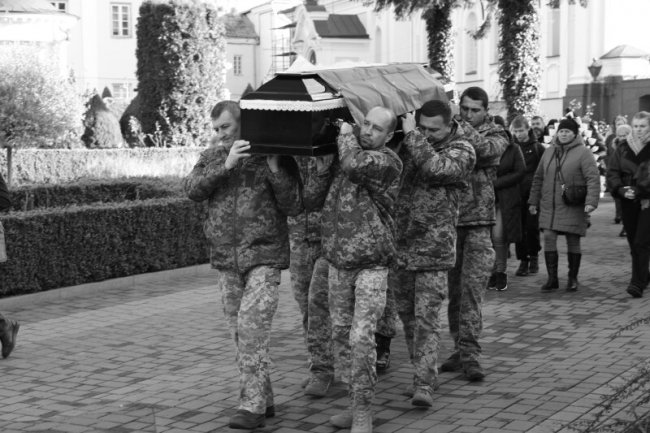 У Луцькій громаді попрощалися з Героєм Богданом Войтюком