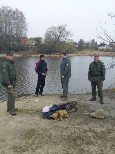 Нерестова заборона: на Волині за тиждень – десятки порушень правил рибальства. ФОТО