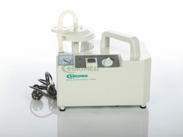 Лікарні на Волині передали сучасне медобладнання