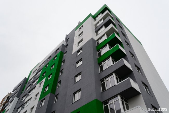 Затишне місце для кожного: у Луцьку продовжують будувати «карамельний» житловий комплекс. ФОТО*