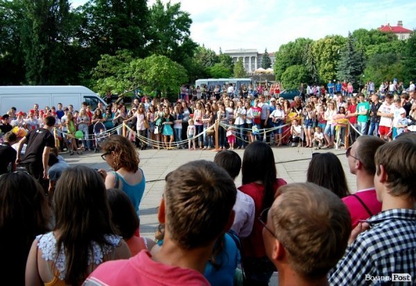У Луцьку відбувся фестиваль дитячих візочків