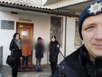 На Волині у матері забрали двох дітей