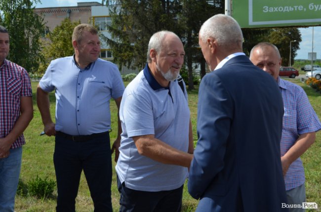 Зручно та сучасно: у селищі на Волині відкрили пункт видачі дозволів на міжнародні перевезення. ФОТО