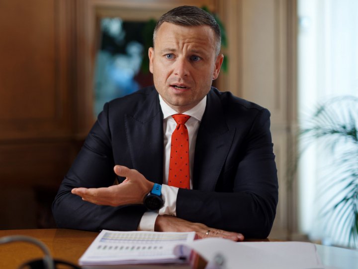 Грошей на зарплати з бюджету не вистачає, - міністр фінансів