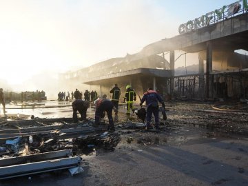 Унаслідок обстрілу Кременчука загинули 14 людей, 40 –  поранено