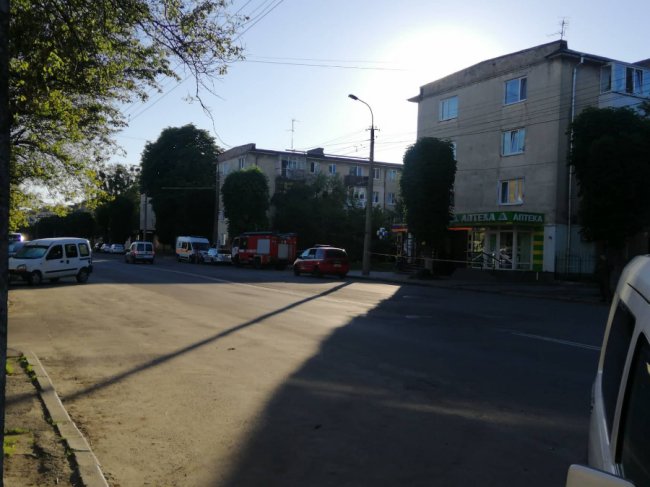 Повідомили про замінування житлового будинку в Луцьку – людей евакуювали. ФОТО