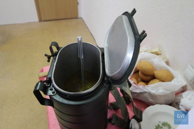 У місті на Волині почали безкоштовно годувати нужденних обідами. ФОТО